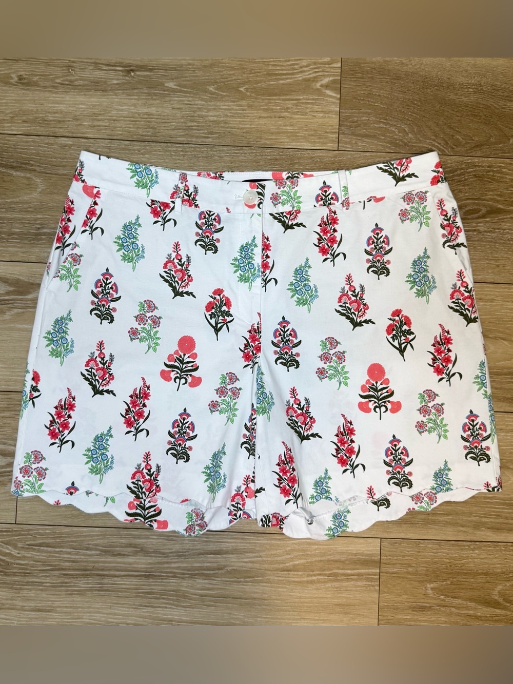 Talbots Floral Chino Shorts White Coral Green Blue Size 16W Like New